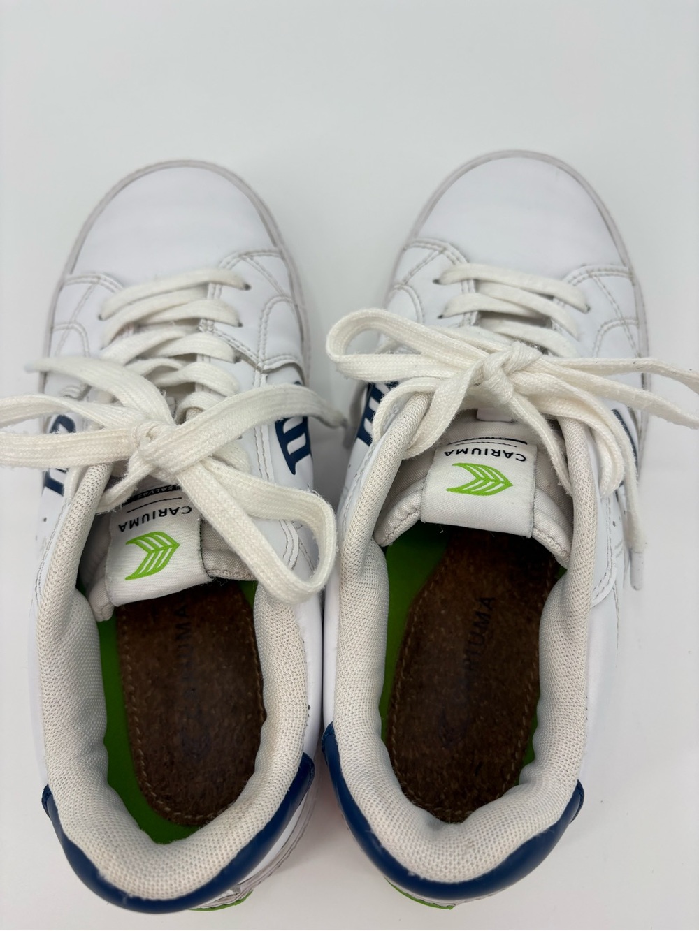 Cariuma Salvas White Leather Sneakers Blue Logo Unisex Women’s 7 Men’s 5.5 - Picture 10 of 15
